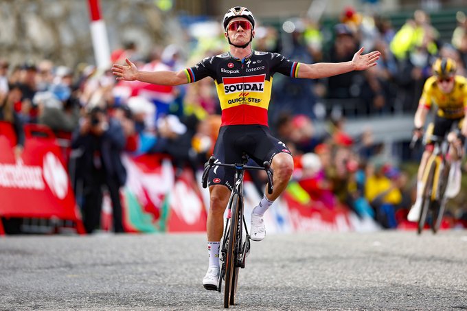 Gran etapa para el colombiano Buitrago en la Vuelta a España, Evenepoel&nbsp;venció