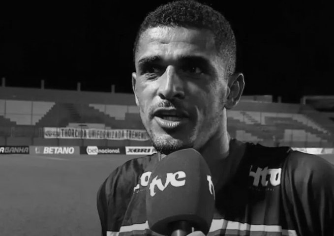 Brasil: Futbolista sufrió un infarto y murió durante entrenamiento ¿De quién se&nbsp;trata?