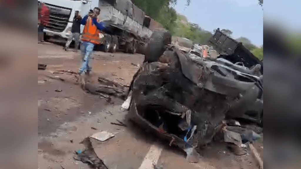 Trágico accidente: Camión sin frenos ocasiona grave accidente en el que se vieron involucrados 14&nbsp;vehículos