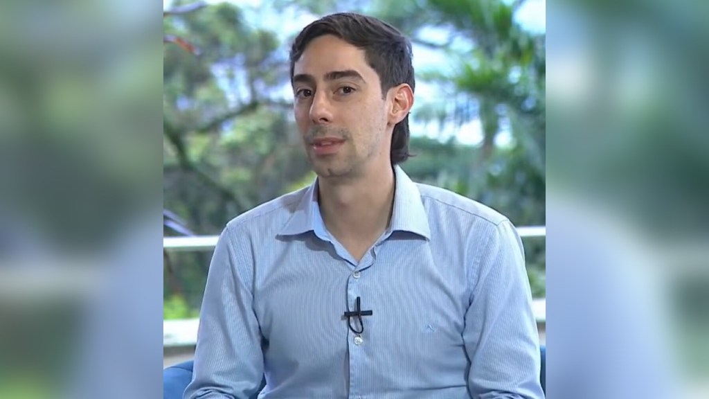 Juan Carlos Upegui reconoce que contratistas de la Alcaldía de Medellín financian su campaña, pero hizo una&nbsp;advertencia