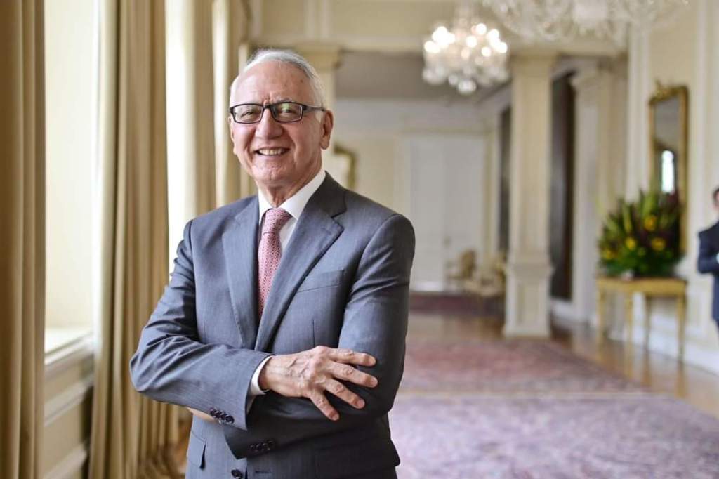 Ministro de Salud: «Tomemos chicha y guardemos la plata debajo del&nbsp;colchón»