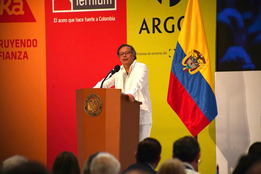 Atención: Altos salarios del sector público no subirán en 2024 anunció el presidente Gustavo Petro, esta es la&nbsp;razón