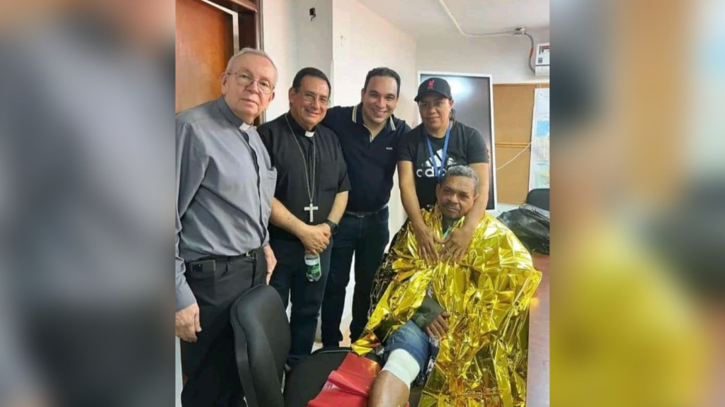 “Viva la libertad y la paz”: El escueto mensaje del presidente Petro tras la liberación del papá de Luis&nbsp;Díaz