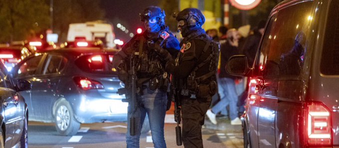 Atención: Pánico en el centro de Bruselas por tiroteo que deja cuatro personas&nbsp;heridas