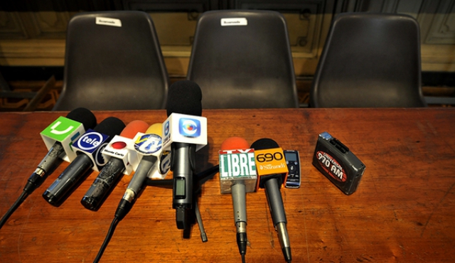 El 67 % de los ataques a la prensa son cometidos por grupos armados ilegales y otras&nbsp;organizaciones