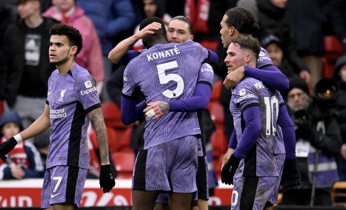 Liverpool de Luis Díaz sufrió, pero logró un triunfo que lo mantiene en el tope de la&nbsp;tabla