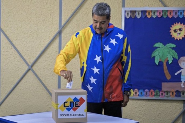 Maduro prometió que respetará el resultado de las elecciones tras votar en&nbsp;Caracas