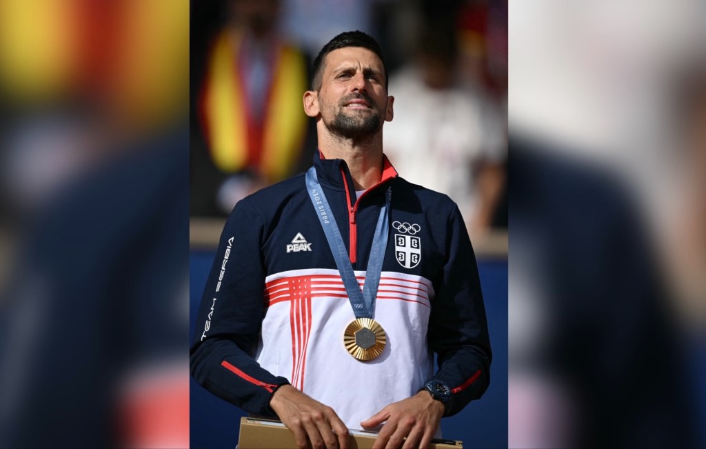 Novak Djokovic se cuelga la medalla de oro en los Juegos Olímpicos a sus 37&nbsp;años