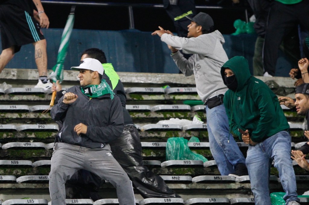 Se entregó hincha que participó en disturbios en el Atanasio Girardot durante el partido Nacional-Junior, sin embargo, quedó en&nbsp;libertad