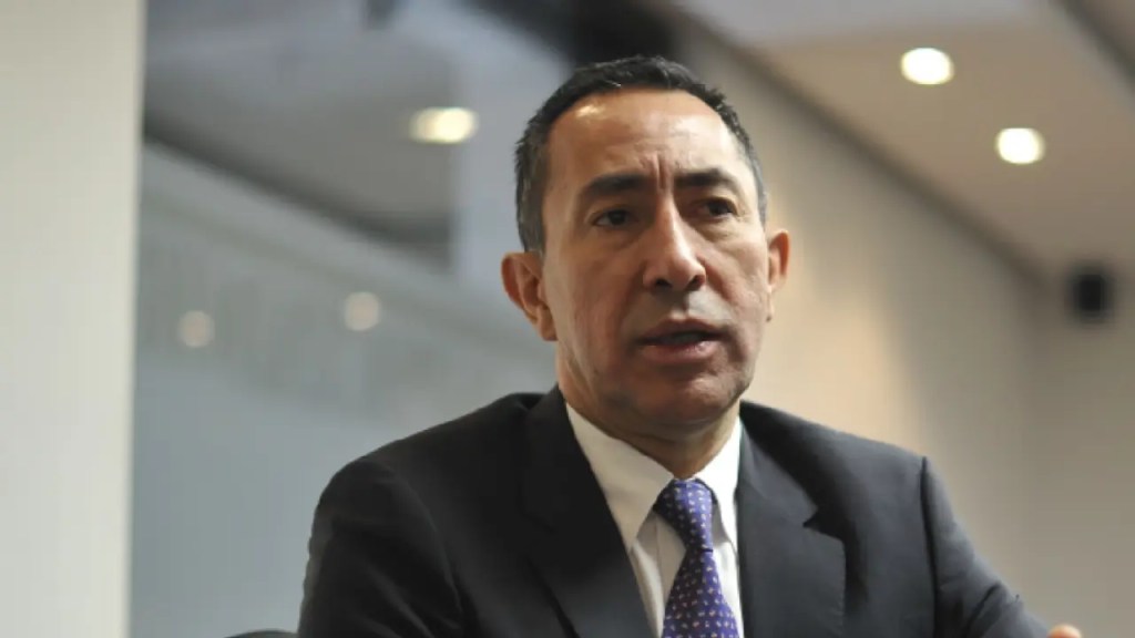 Estados Unidos cancela las visas a Ricardo Roa, Yahir Acuña, Wadith Manzur, entre otras personas cercanas a&nbsp;Petro