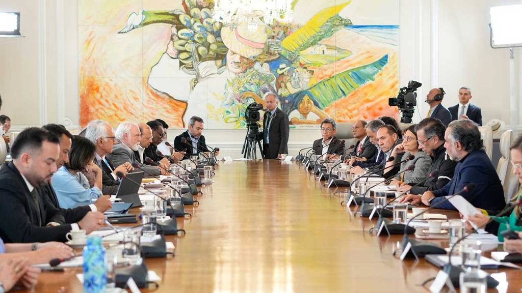 Presidente Gustavo Petro ordena a la Ministra de Justicia, Ángela María Buitrago denunciar penalmente a funcionarios de Audifarma  