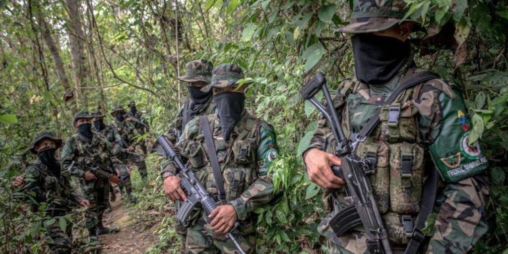 El ministro de Defensa advierte que la «ofensiva» contra el Clan del Golfo seguirá pese al inicio de diálogos en&nbsp;Qatar