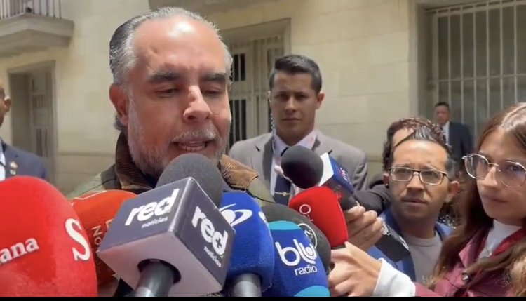 «Desde que dejó de ser mi secretaria, no me importa lo que ella diga o haga»: Armando Benedetti sobre Laura&nbsp;Sarabia