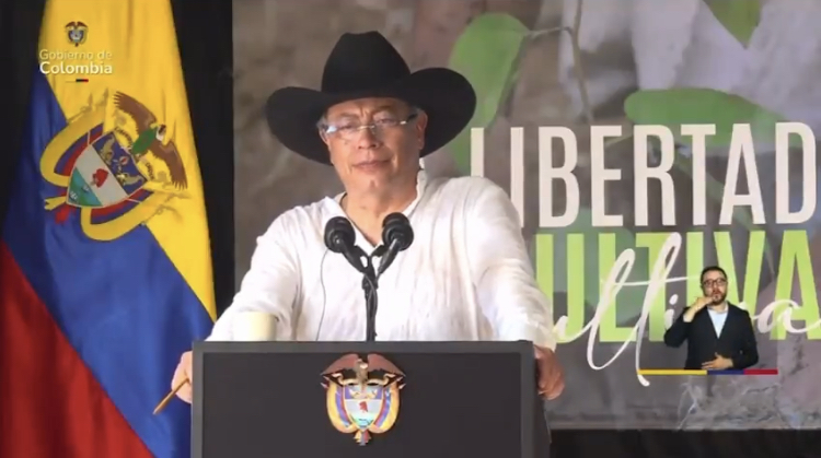 Presidente Petro sobre Freddy Castellanos: “Ese es el que debe estar preso, no Epa&nbsp;Colombia»