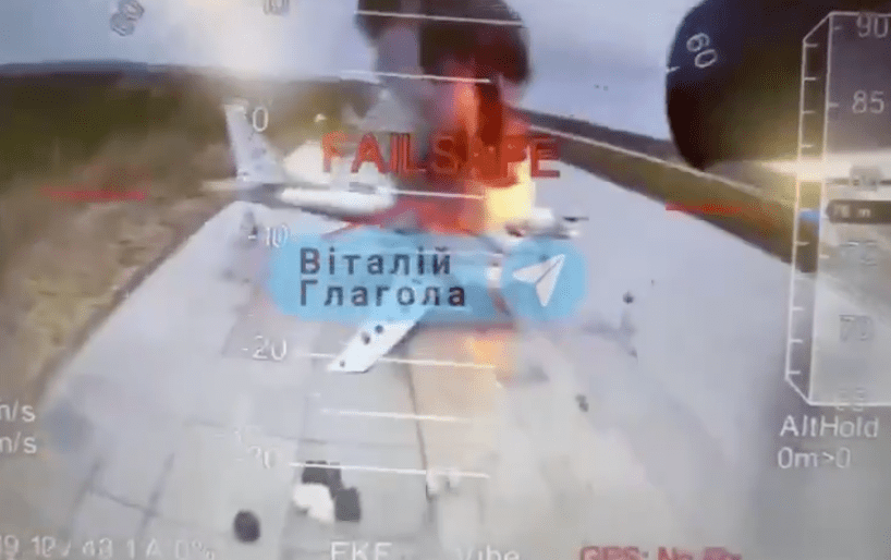 Duro golpe de Ucrania a Rusia: Destruye 40 aviones militares en ataques con drones a tres&nbsp;aeropuertos