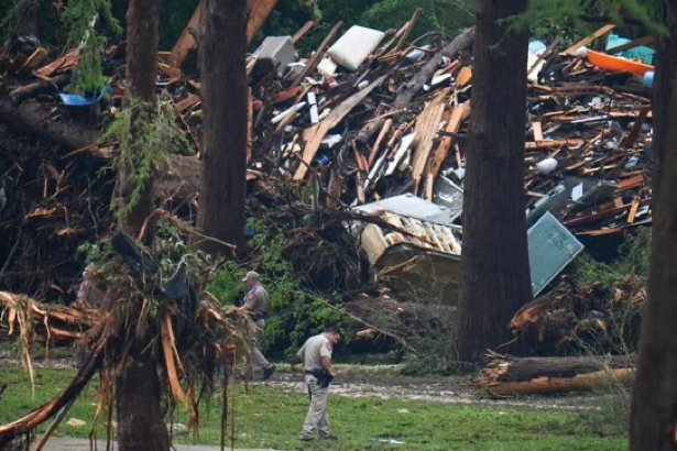 Inundaciones devastan Texas: Trump decreta estado de desastre, 68 muertos y varios&nbsp;desaparecidos