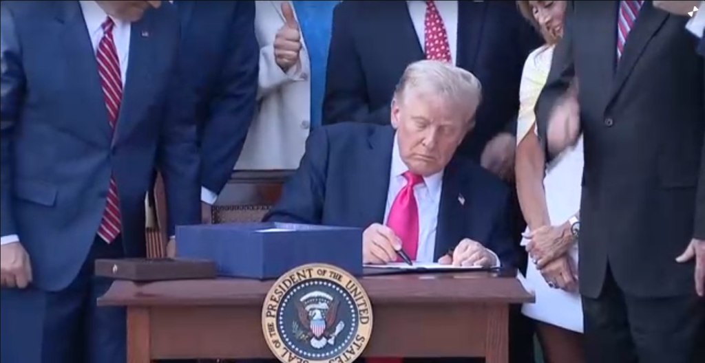 Trump: “Colombia es diferente” a Venezuela al insistir en acciones contra el narcotráfico