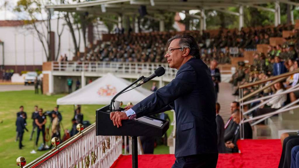 Presidente Petro denunciará penalmente a quienes lo señalan del magnicidio de Miguel&nbsp;Uribe