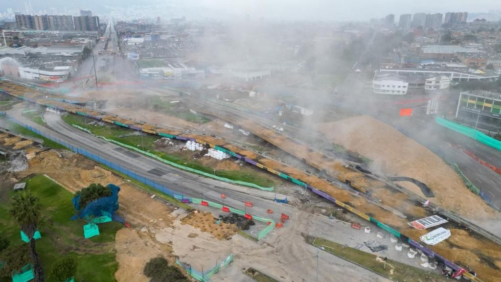 En imágenes: Así fue la implosión de los  tradicionales puentes de Puente Aranda, conocidos popularmente como El&nbsp;Pulpo