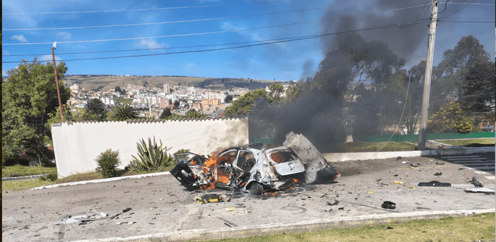 Atención: Atentado terrorista con volqueta cargada de explosivos contra Batallón Bolívar en&nbsp;Tunja