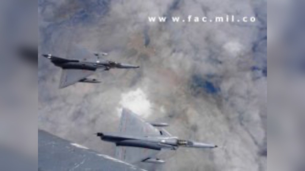 Urgente: Son 12 los menores de edad muertos en bombardeos de las Fuerzas Militares, Defensora del Pueblo pide suspender esas acciones, Petro&nbsp;responde