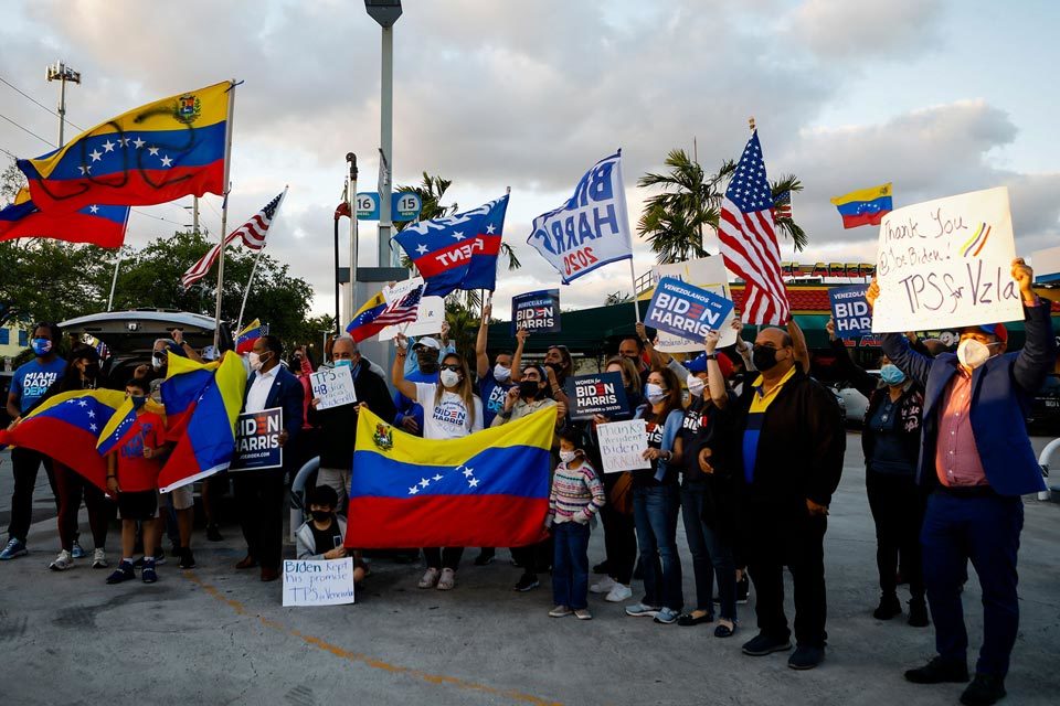 Cerca de 600.000 migrantes venezolanos podrían ser deportados de Estados Unidos tras el retiro del Estatus de Protección Temporal&nbsp;(TPS)