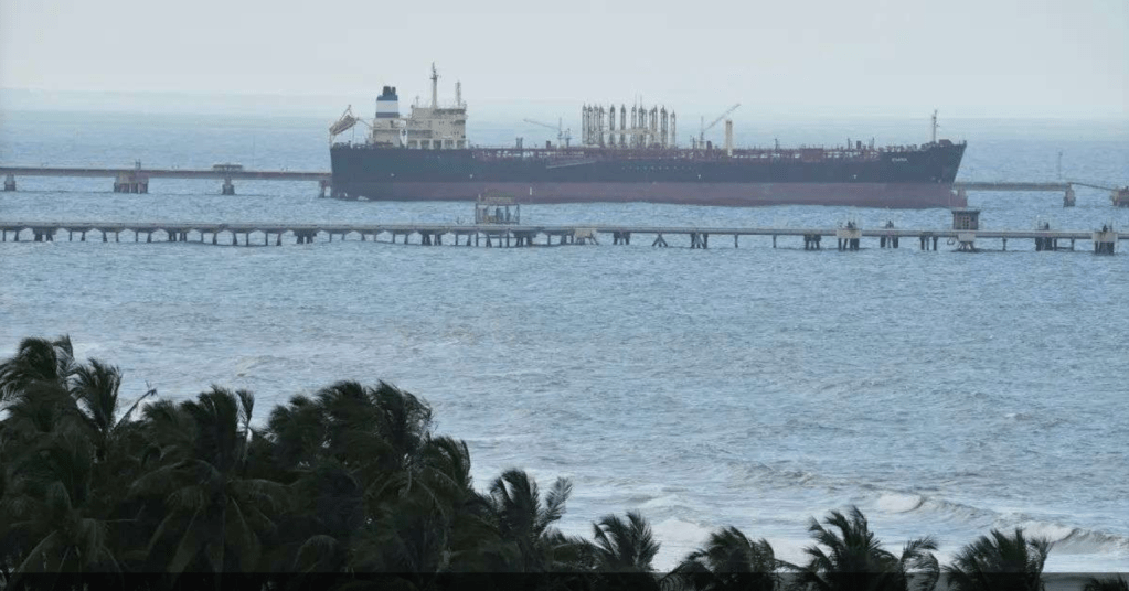 Régimen de Venezuela anuncia salida de un petrolero de Chevron en medio del bloqueo impuesto por Estados Unidos