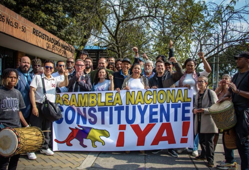 Inscriben Comité Promotor para la convocatoria de una Asamblea Constituyente impulsada por&nbsp;Petro