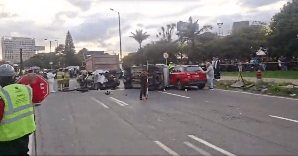 Choque múltiple en el noroccidente de Bogotá deja tres personas muertas