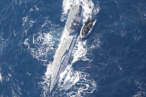 En operación conjunta Colombia-Estados Unidos fue interceptado narcosubmarino con 10 toneladas de&nbsp;cocaína
