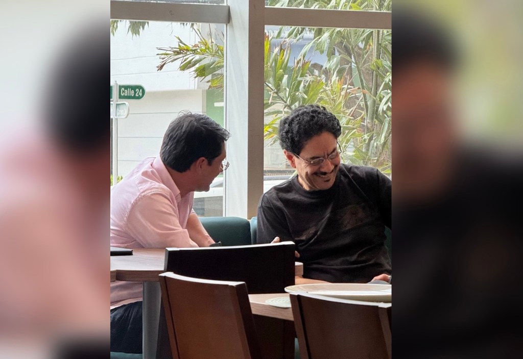 Camilo Romero se baja de la consulta del Frente por la Vida del 8 de marzo, oficializa apoyo a Iván&nbsp;Cepeda