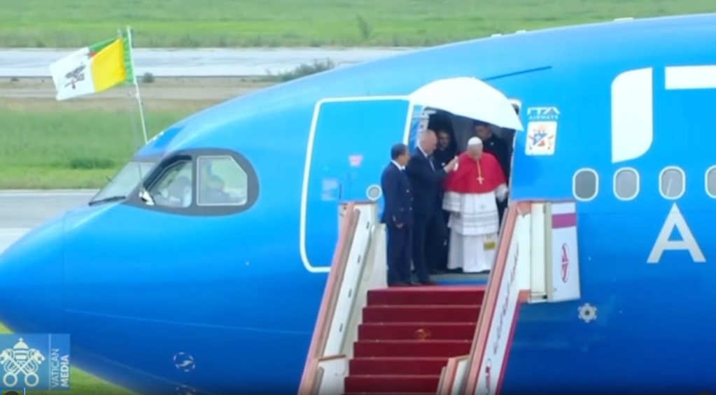 «No soy político, hablo del Evangelio»: Papa León XIV responde a Trump