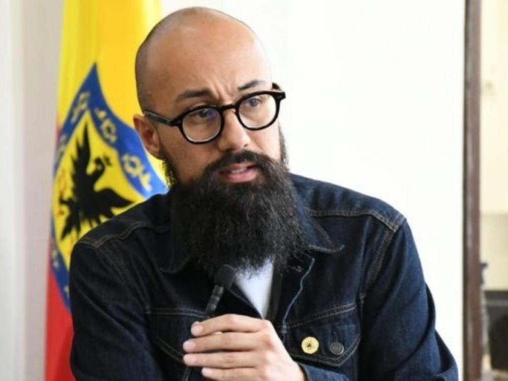 Carlos Carrillo responde a acusaciones de Angie Rodríguez por presunto espionaje y extorsión contra la&nbsp;funcionaria