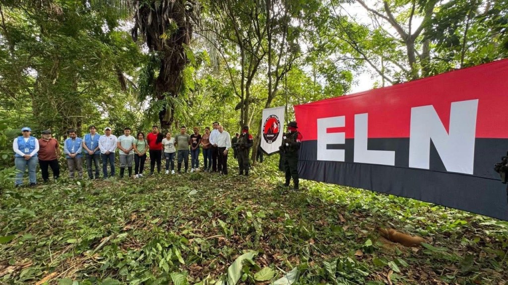 El ELN libera a siete personas secuestradas Arauca, entre ellos un expolicía