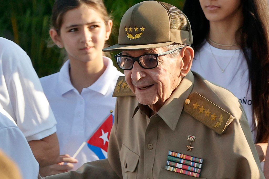 Cuba: Raúl Castro reaparece en público por su cumpleaños tras la imputación de Estados Unidos