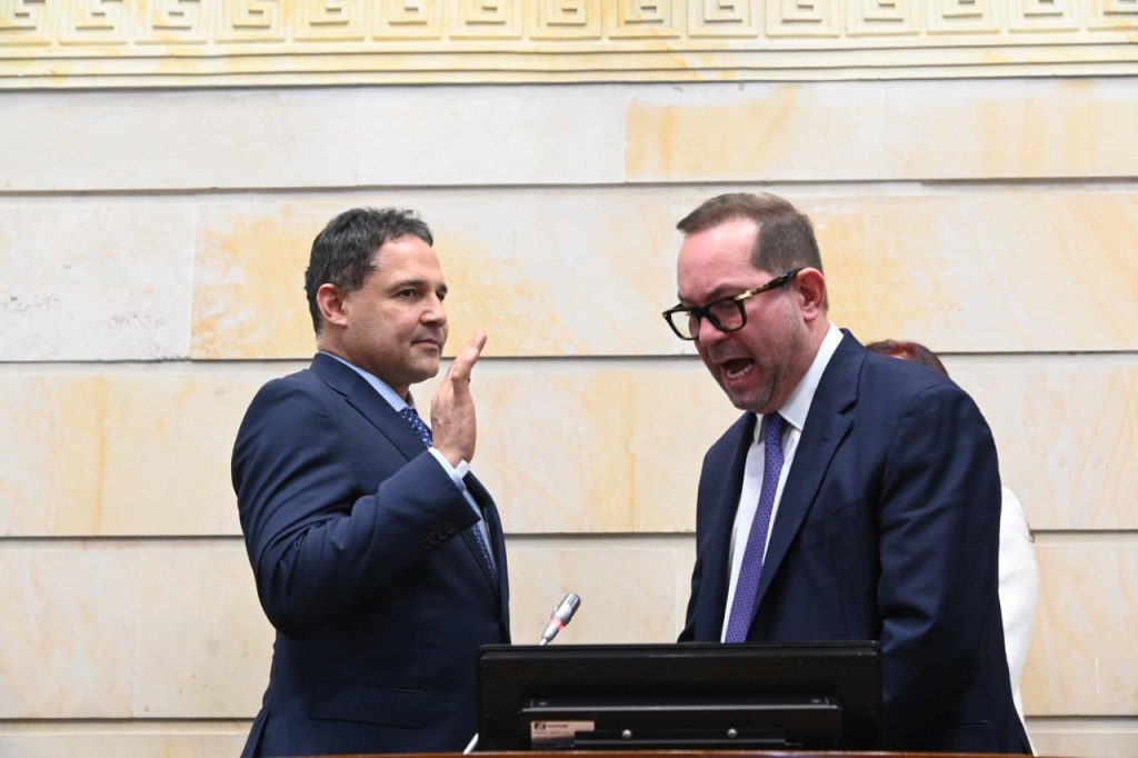 Centro Democrático gana la puja por la presidencia del Senado, derrotada coalición del&nbsp;“Abelardismo”