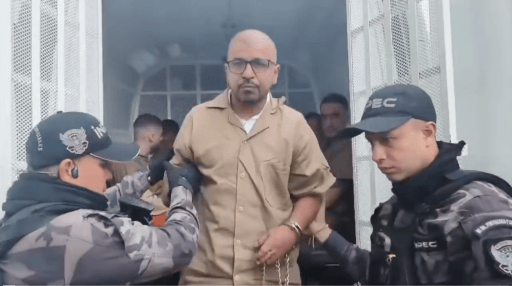 Extraditan a Estados Unidos a alias ‘Mocho Olmedo’, líder del Frente 33 de las disidencias de las FARC