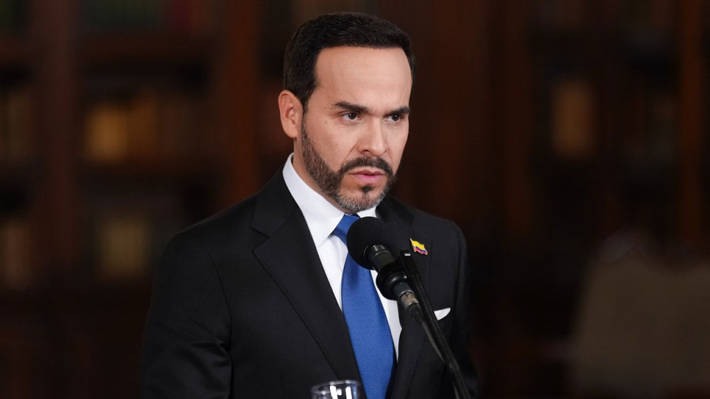 De la Espriella advierte sobre estrategias de propaganda del terrorismo para amplificar el miedo y la&nbsp;violencia